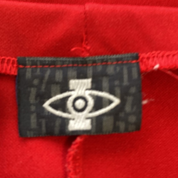 Vintage DRAGON  Embedded Red Skirt ~ Well Detailed Dragon Skirt pre~loved - Picture 6 of 11